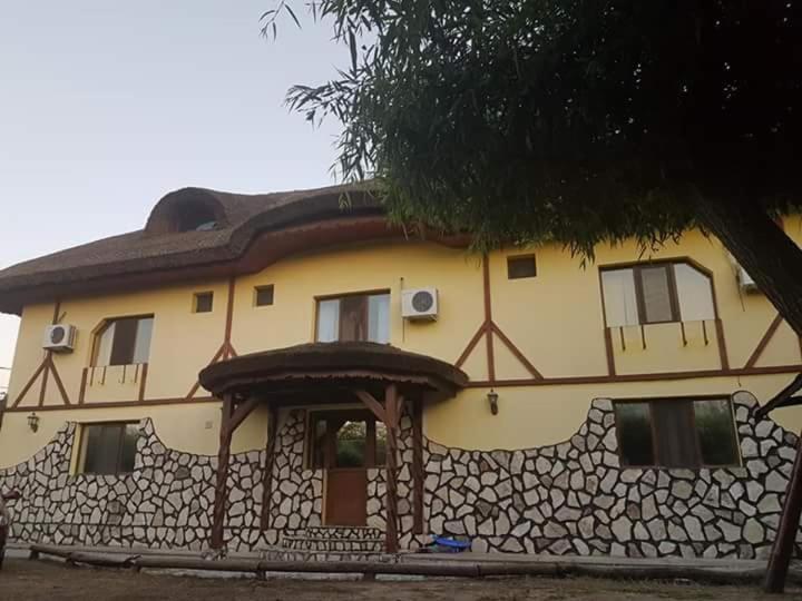 Constantin Si Elena Hotel Dunavăţu de Jos Buitenkant foto